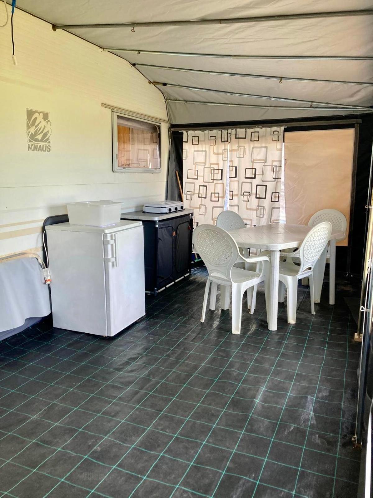 Camping Cala D'Ostia Pula Exterior foto